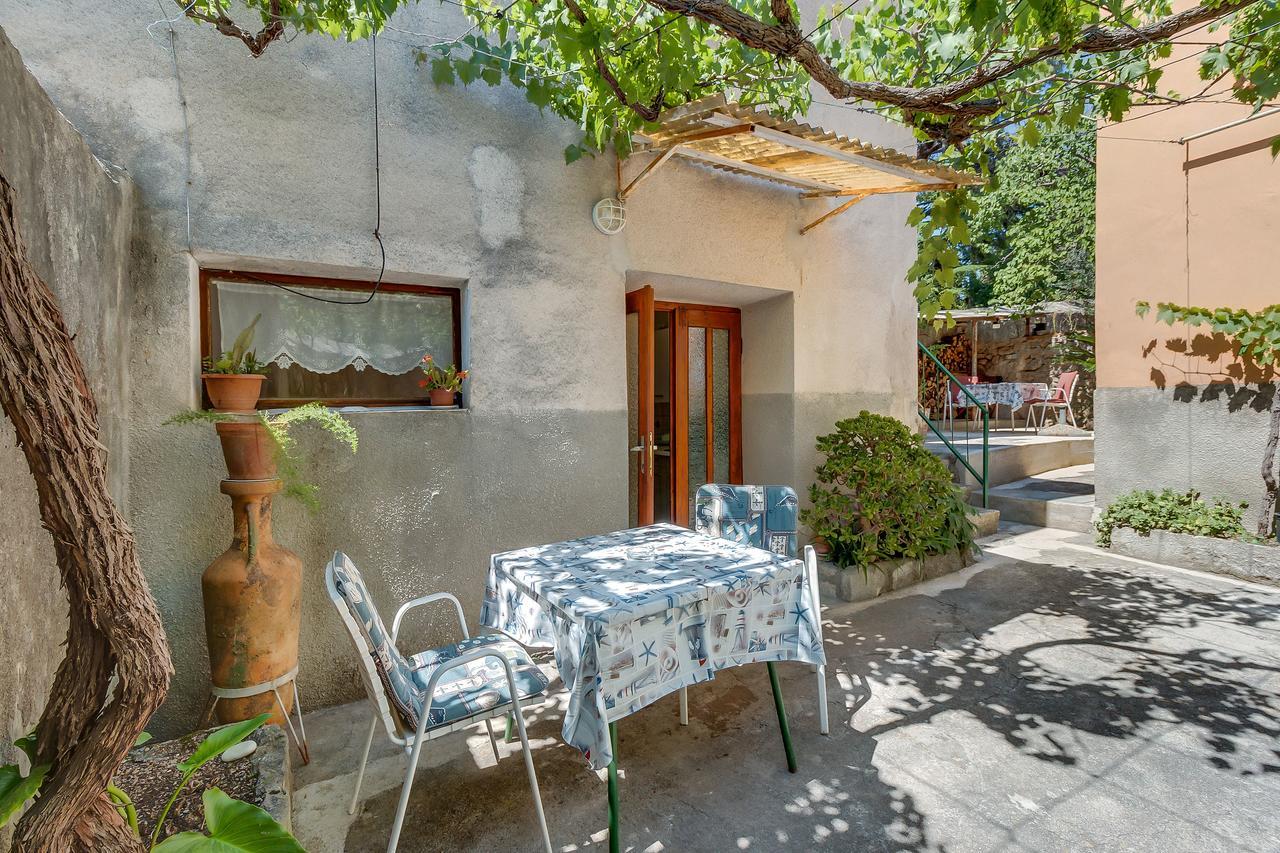 Apartments Ivna Veli Lošinj Exterior foto